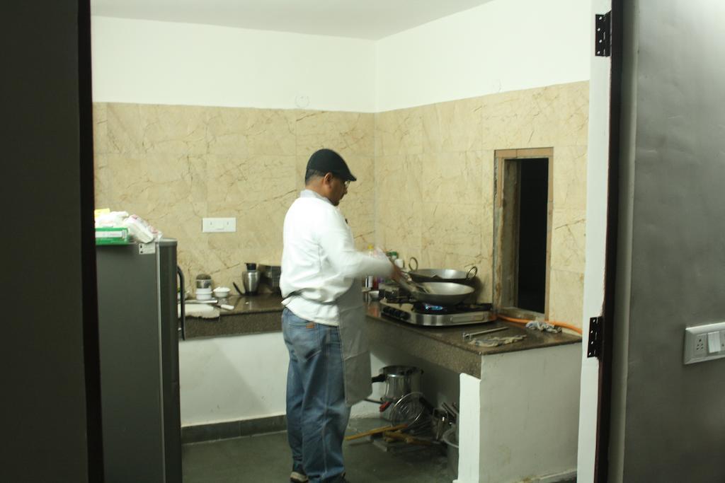 Hotel Cabana @ Pahar Ganj Neu-Delhi Exterior foto